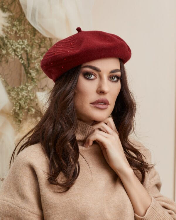 Bereta de dama Malina