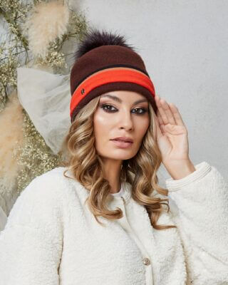 Caciula de dama cu pompon Adira