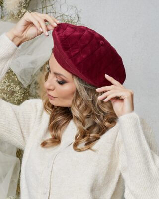 Bereta de dama Daiva 2