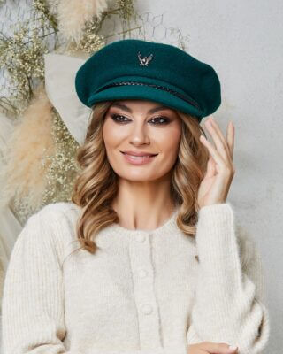Bereta de dama cu cozoroc Novia 9